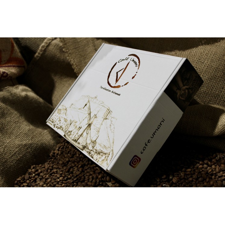 Coffret Café d’Exception – Grands Crus du Salvador & Kenya + Tasses Artisanales